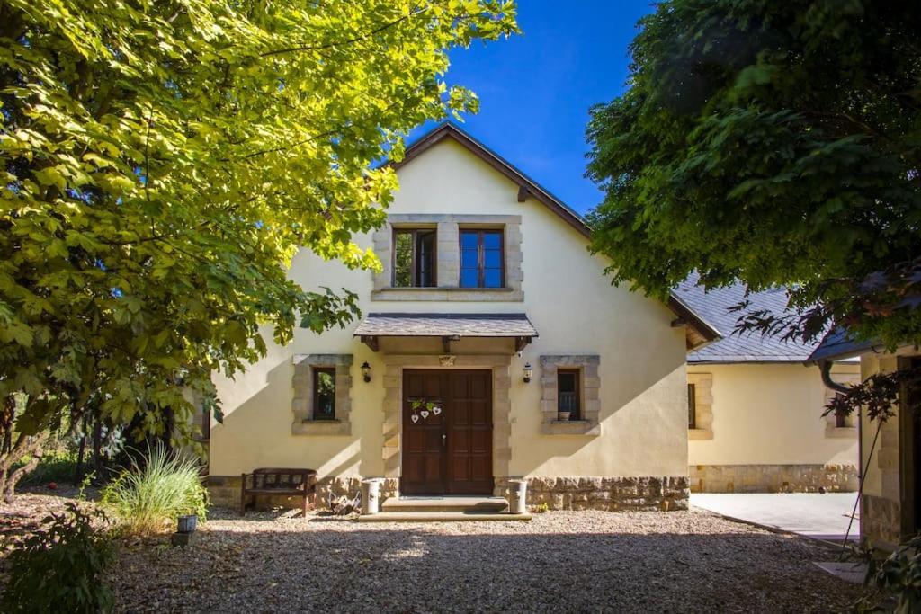 7 Bedroom Secluded Villa Close To Prague Říčany Dış mekan fotoğraf
